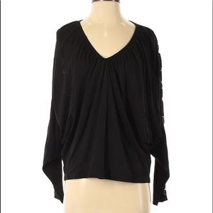 Testament long sleeve top size small